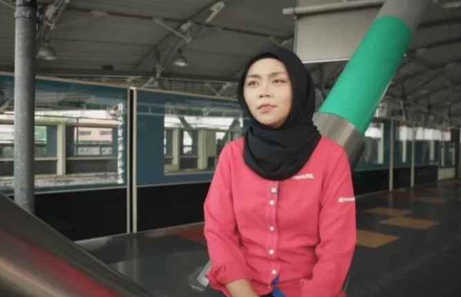 Pemandu Monorel Wanita, Jantina Bukan Halangan Nak Kuasai Bidang Teknikal 5 Pemandu Monorel Wanita, Jantina Bukan Halangan Nak Kuasai Bidang Teknikal