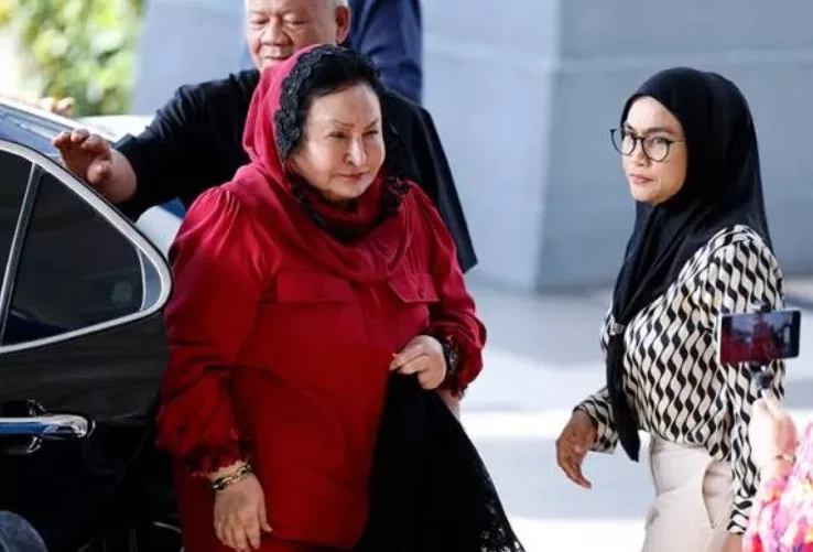 Rosmah Dapat Penangguhan Bersyarat Bayar RM67.5 juta Kepada Syarikat Barang Kemas Lubnan