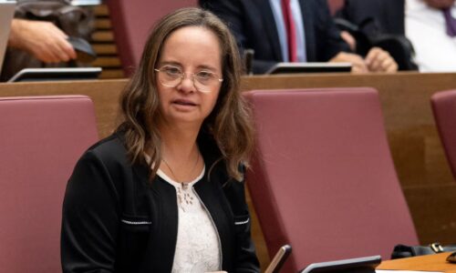 Wanita Sindrom Down Pertama Eropah Dipilih Ke Parlimen Wilayah 2 Wanita Sindrom Down