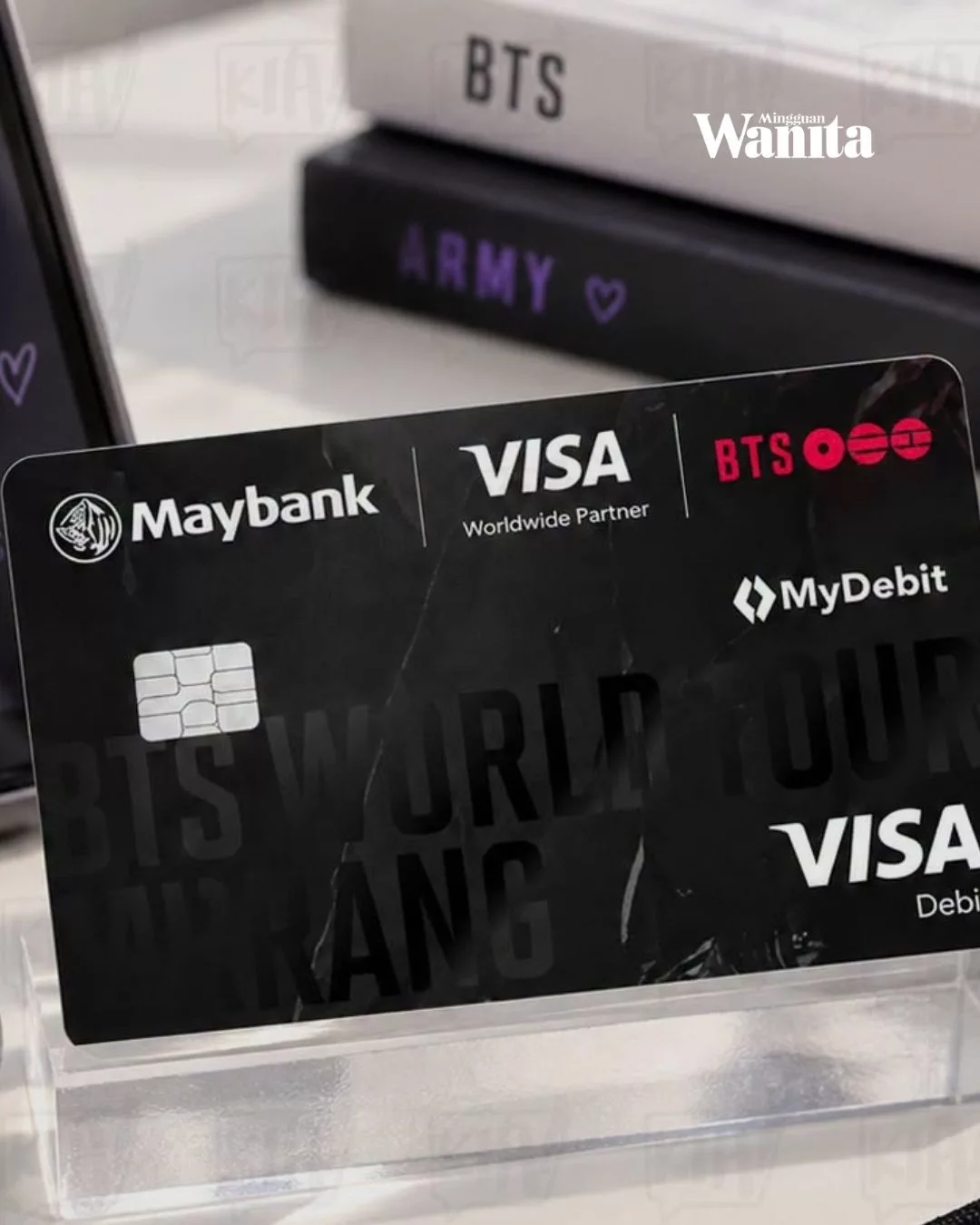 Maybank Lancar Kad Debit Visa Edisi Terhad BTS ‘Arirang’, Peminat Boleh Dapatkan Di 12 Cawangan Terpilih