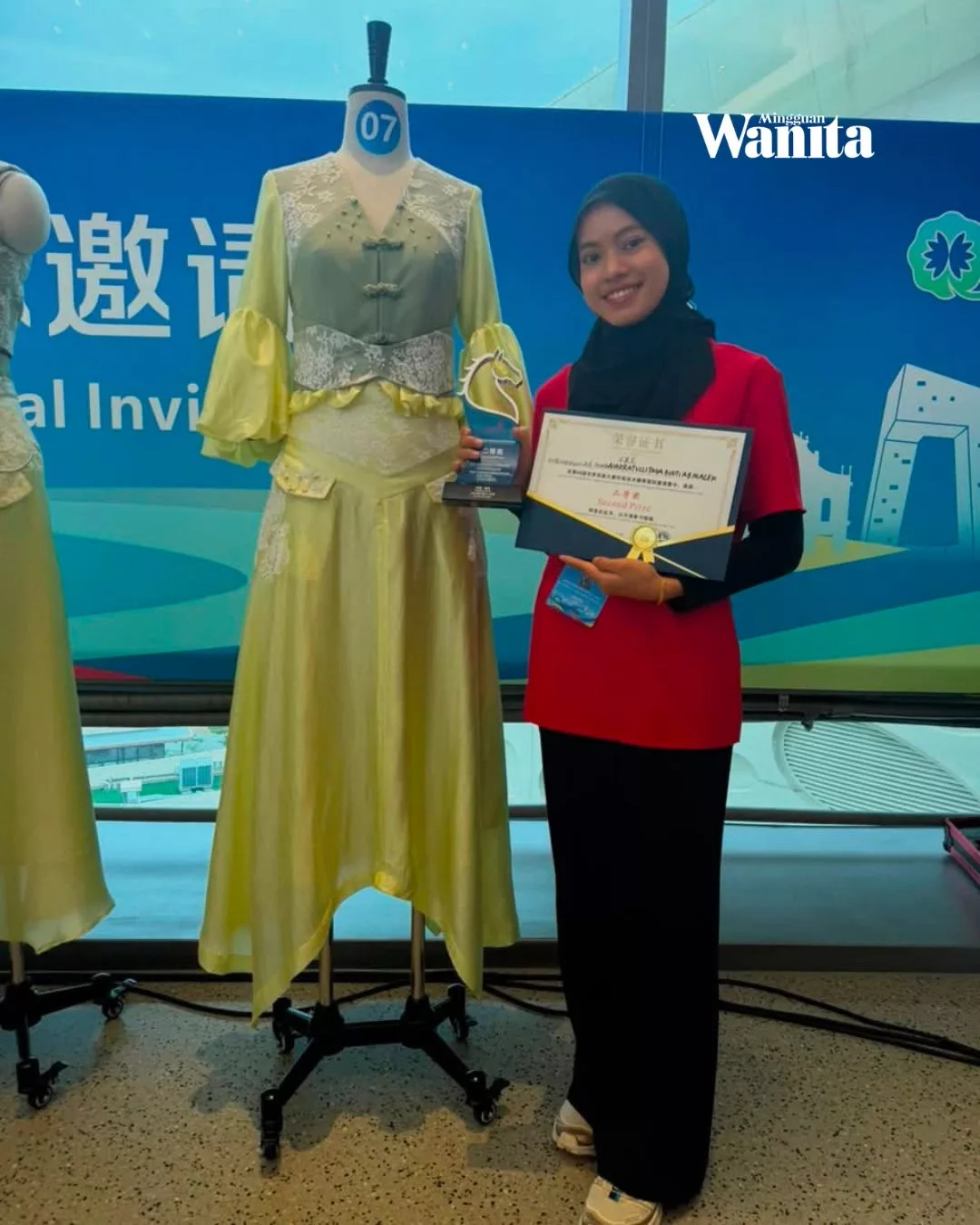 Nadratulliyana Harumkan Nama Malaysia, Raih Medal For Excellence Dalam Bidang Fashion Technology 4 Nadratulliyana Harumkan Nama Malaysia, Raih Medal For Excellence Dalam Bidang Fashion Technology