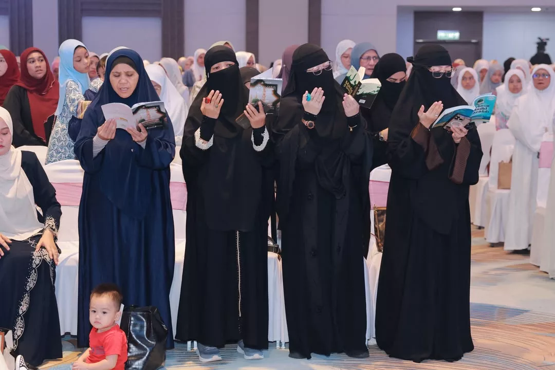 3,000 Ibu Bapa & Anak Berselawat Bersama, Didik Generasi Cintai Rasulullah SAW 3 Hati murni berselawat