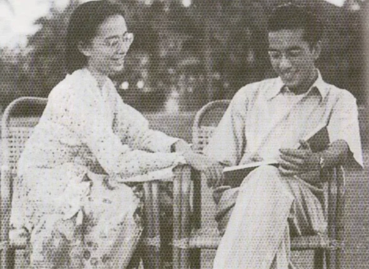 Kenali Sosok Tubuh Tun Dr. Hasmah, Wanita Hebat Dalam Bidang Perubatan 5 Kenali Sosok Tubuh Tun Dr. Hasmah, Wanita Hebat Dalam Bidang Perubatan
