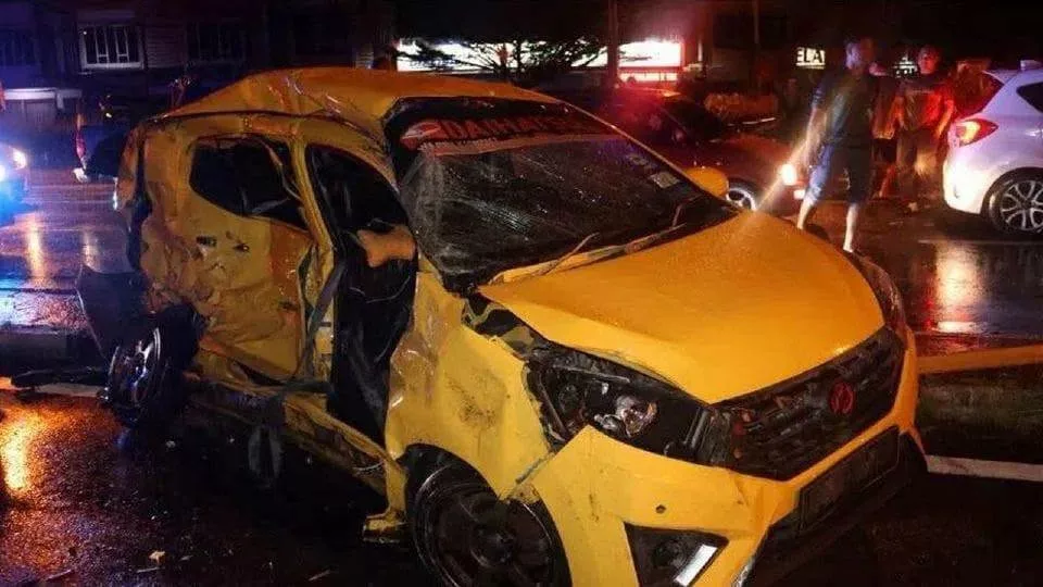 Treler Langgar Lampu Merah, Ibu Muda Maut Dirempuh Tinggalkan Anak Kecil 3 treler langgar lampu merah