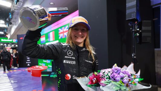 Ingat F1 Cuma Tentang Lelaki Di Litar? 10 Wanita Ini Pernah Cipta Sejarah Dalam Dunia Formula 1! 11 Formula 1