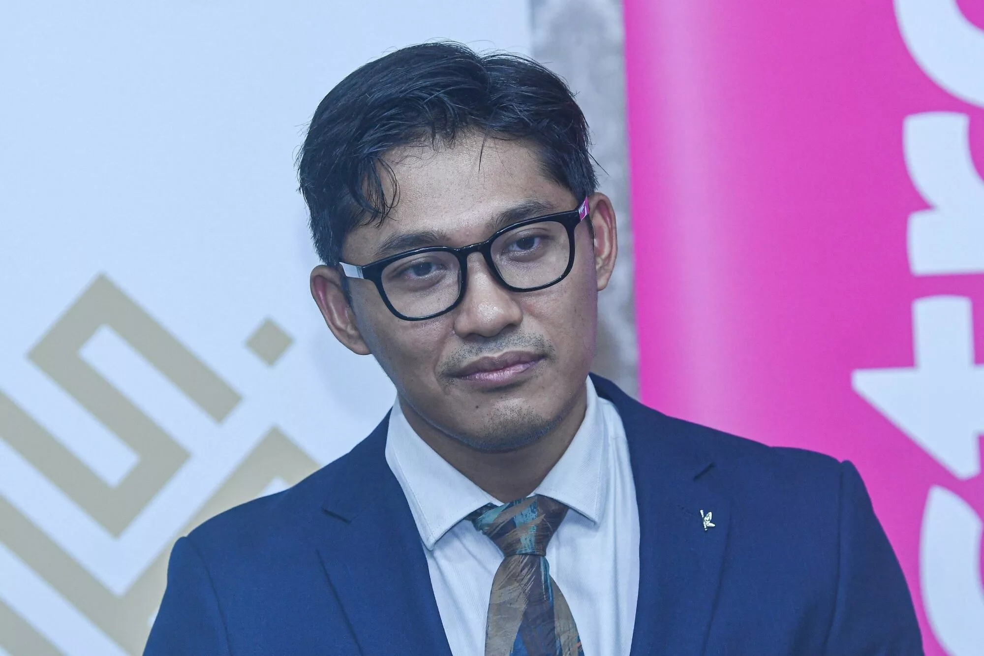 Kilauan Emas Selebriti: Astro Jelaskan Kenapa Peserta Terima Elaun Mingguan, Bukan Hadiah Wang Tunai 2 Kilauan Emas Selebriti