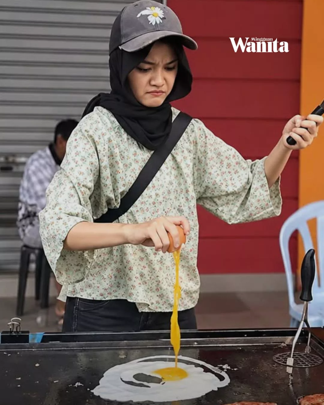 Wanita OKU Gigih Jual Burger Kembali Tular, Eerah Cari Rezeki Tanpa Harapkan Ehsan 5 Wanita OKU Gigih Jual Burger Kembali Tular, Eerah Cari Rezeki Tanpa Harapkan Ehsan