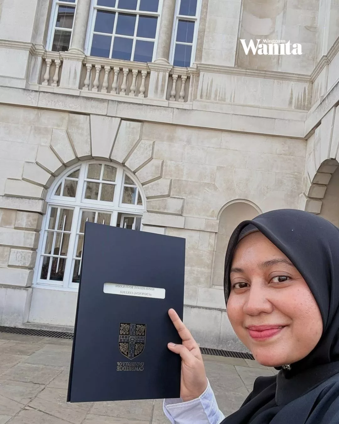 Dr. Hanis Hidayu Hasilkan Tesis PhD Tanpa Pembetulan, Gembira Dapat Bawa Ibu Jejak Kaki Ke UK 6 Dr. Hanis Hidayu Hasilkan Tesis PhD Tanpa Pembetulan, Gembira Dapat Bawa Ibu Jejak Kaki Ke UK