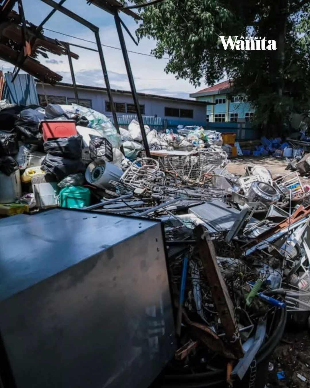 Kutip Botol Plastik, Besi & Kotak, S Manjula Ubah Barang Terpakai Jadi Sumber Rezeki Keluarga