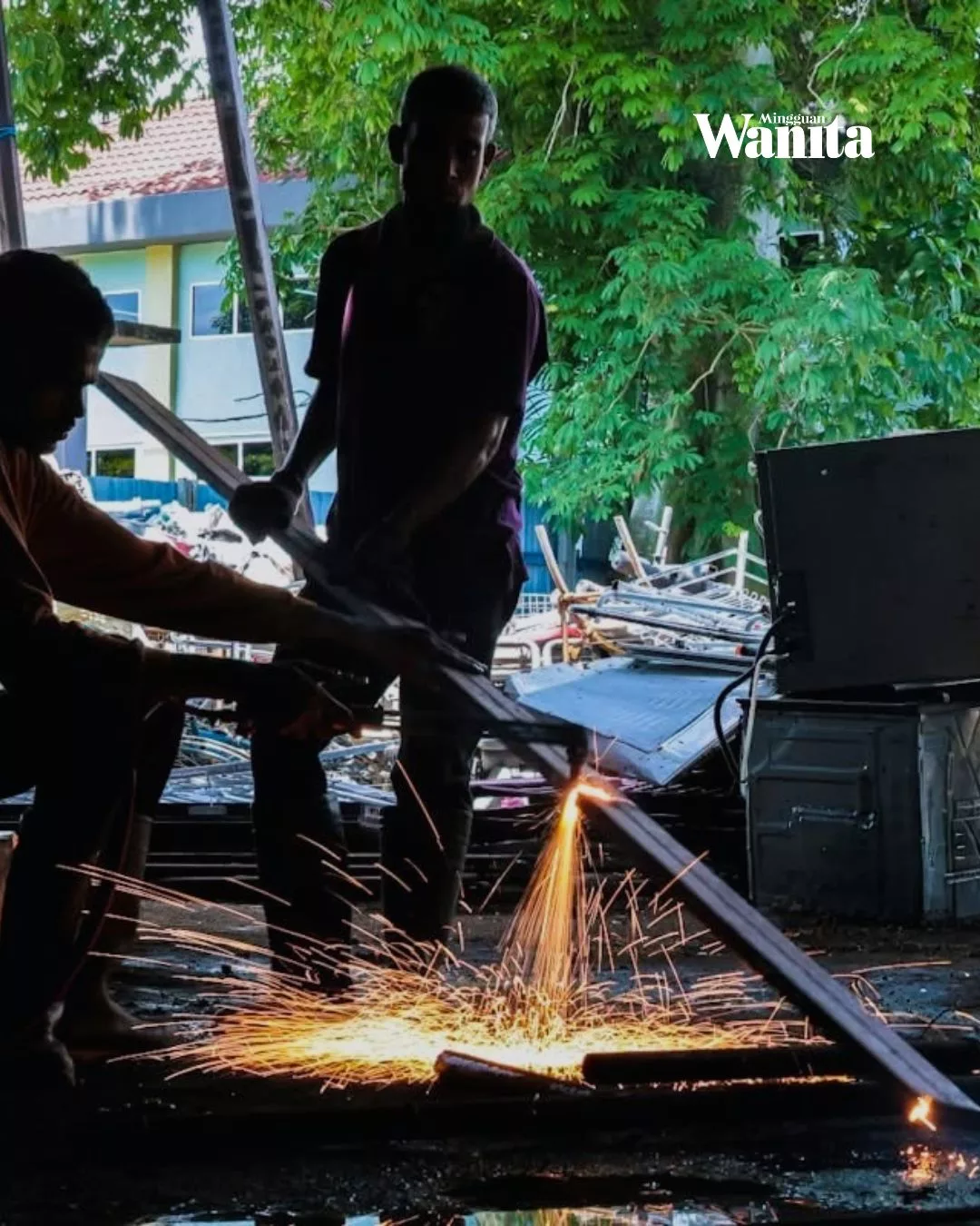 Kutip Botol Plastik, Besi & Kotak, S Manjula Ubah Barang Terpakai Jadi Sumber Rezeki Keluarga
