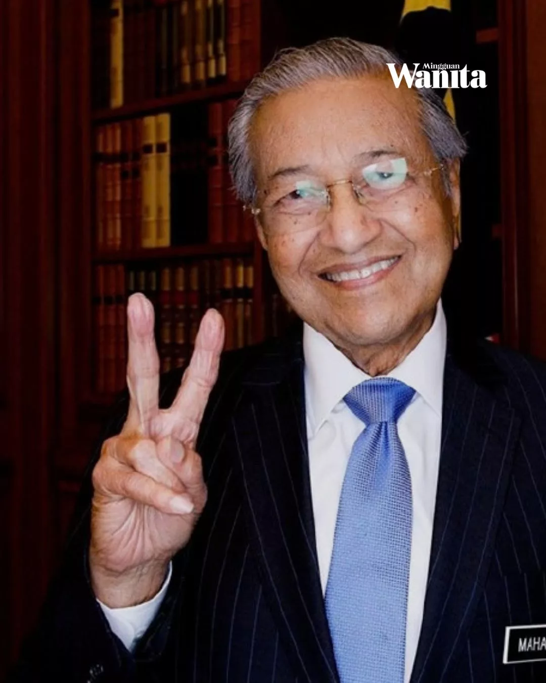 Surat Kepada Tun Dr Mahathir Dibalas, Wanita Ini Teruja 5 Soalan Peribadinya Dijawab 4 Surat Kepada Tun Dr Mahathir Dibalas, Wanita Ini Teruja 5 Soalan Peribadinya Dijawab